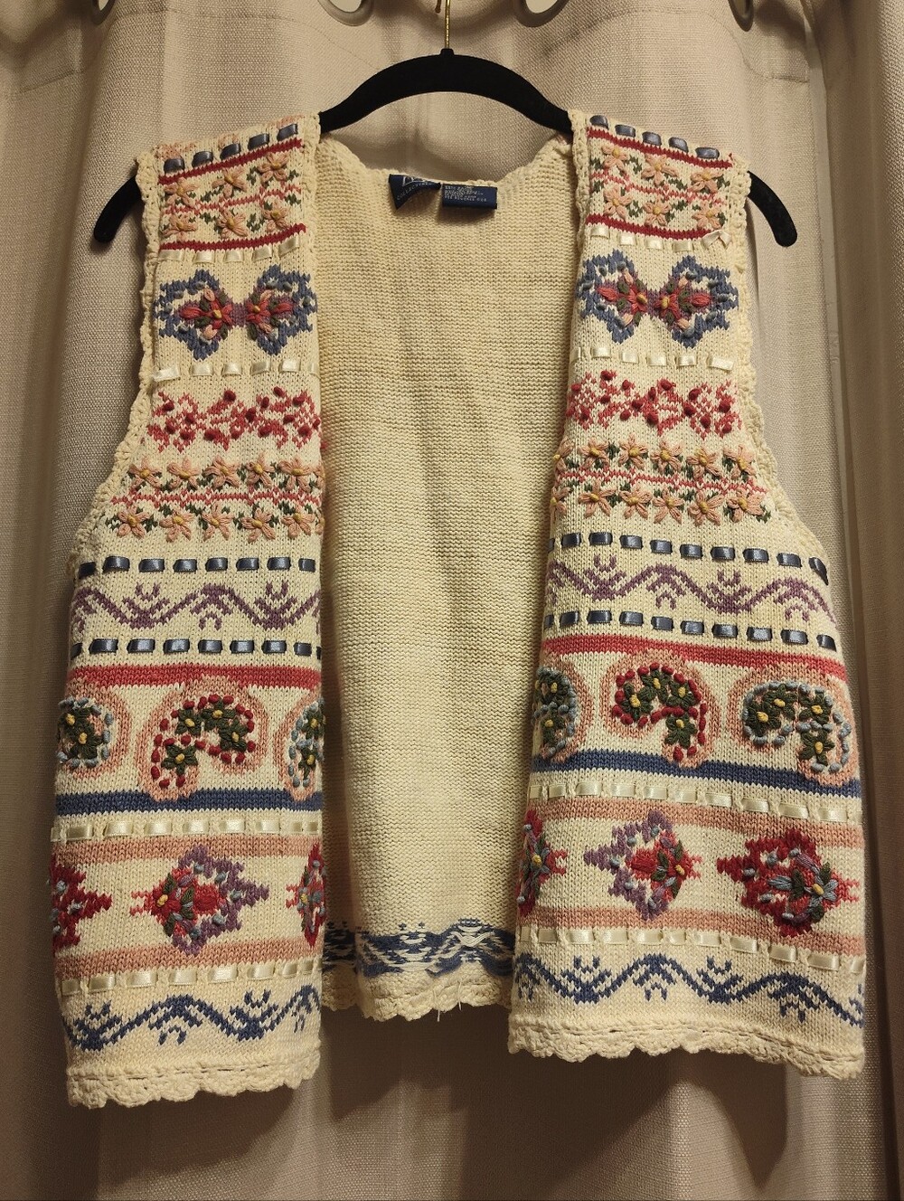 Ivy Collectibles Vintage Hand Embroidered Cream Knit Vest Sweater - Women's M